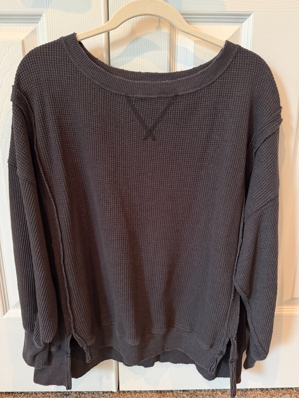 American Eagle Outfitters Charcoal Waffle-Knit Long-Sleeve Crewneck XS